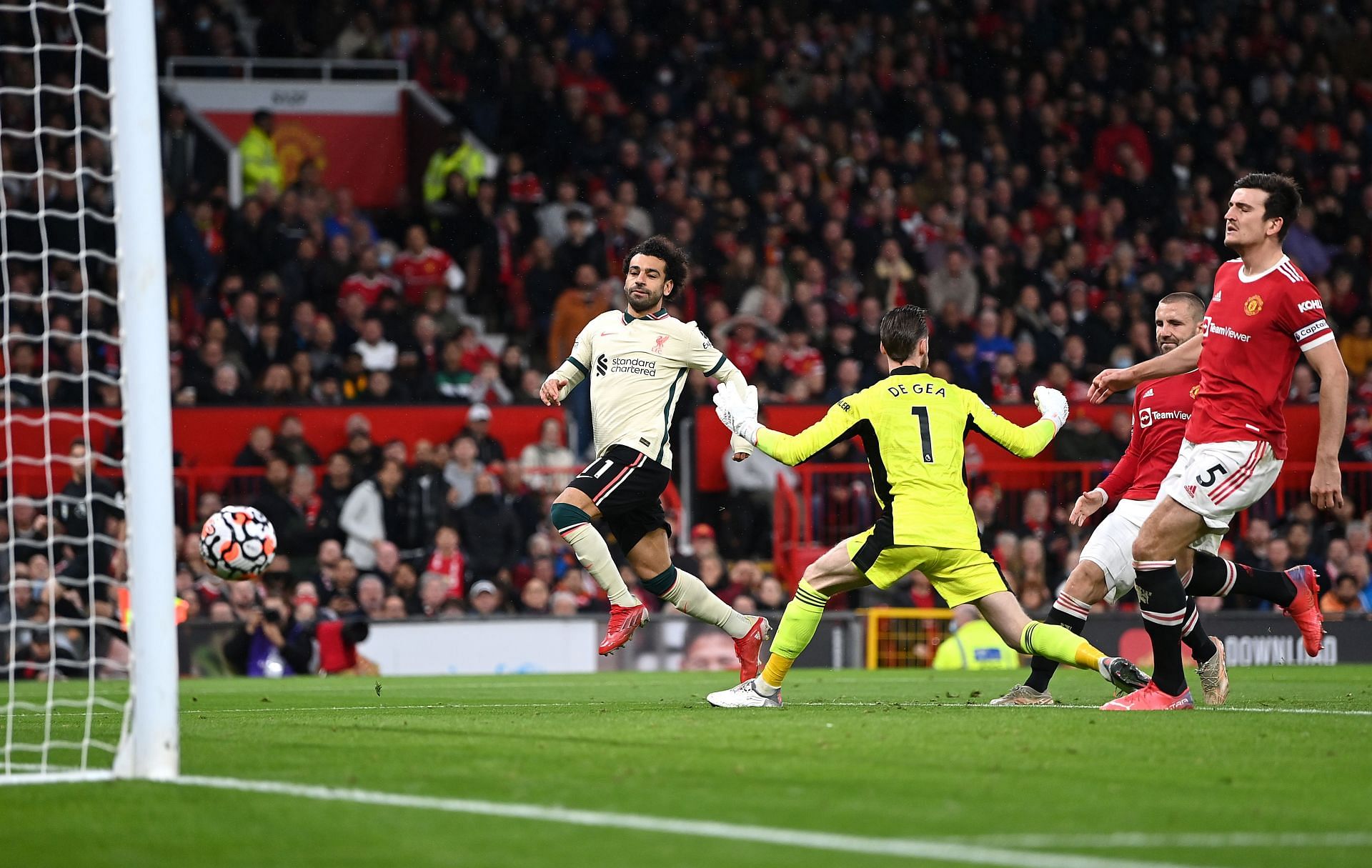 Manchester United v Liverpool - Premier League